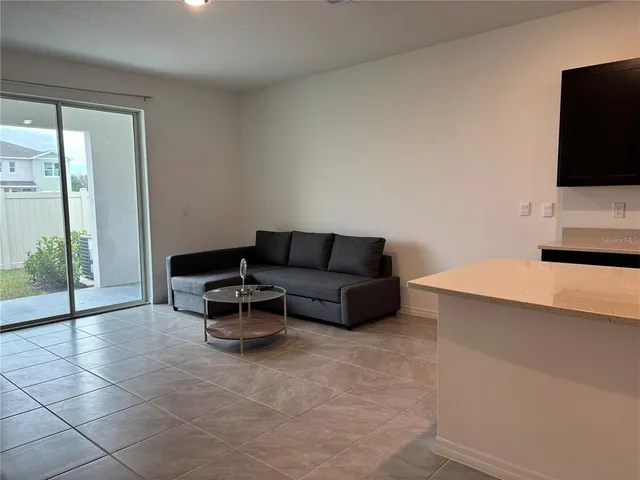 $2,300 | 17212 Bigleaf Mahogany Lane, Land O Lakes, FL 34638