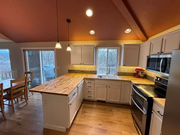 $649,000 | 16410 North Morton Drive, Spokane, WA 99208