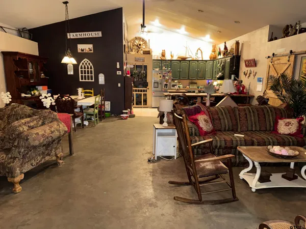 $599,000 | 13880 Top Gun Drive, Frankston, TX 75763