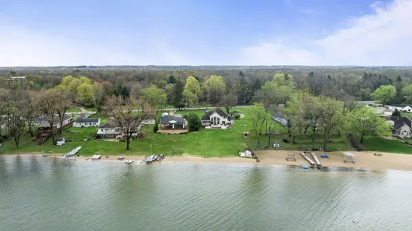 $1,399,900 | 1256 Barron Lake Road, Niles, MI 49120