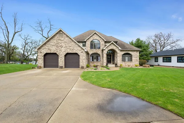 $1,399,900 | 1256 Barron Lake Road, Niles, MI 49120