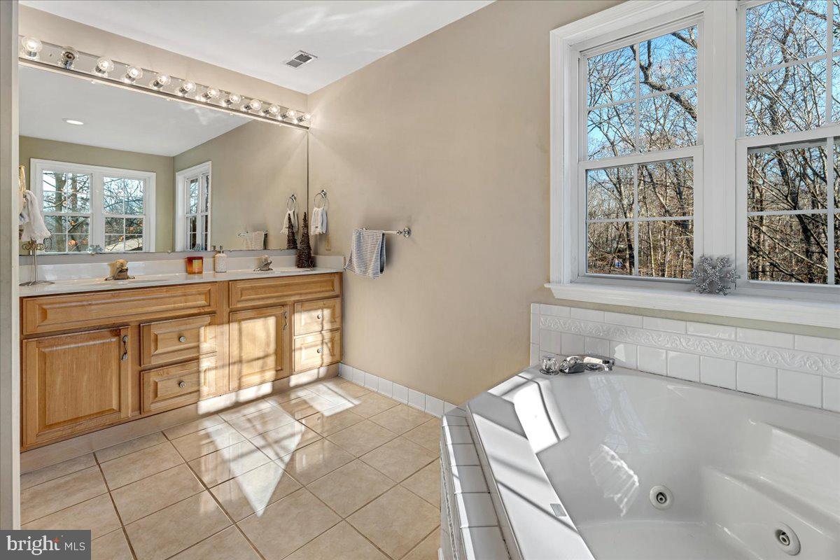 356 Red Cloud Road Lusby, MD 20657 - Photo 16 of 35