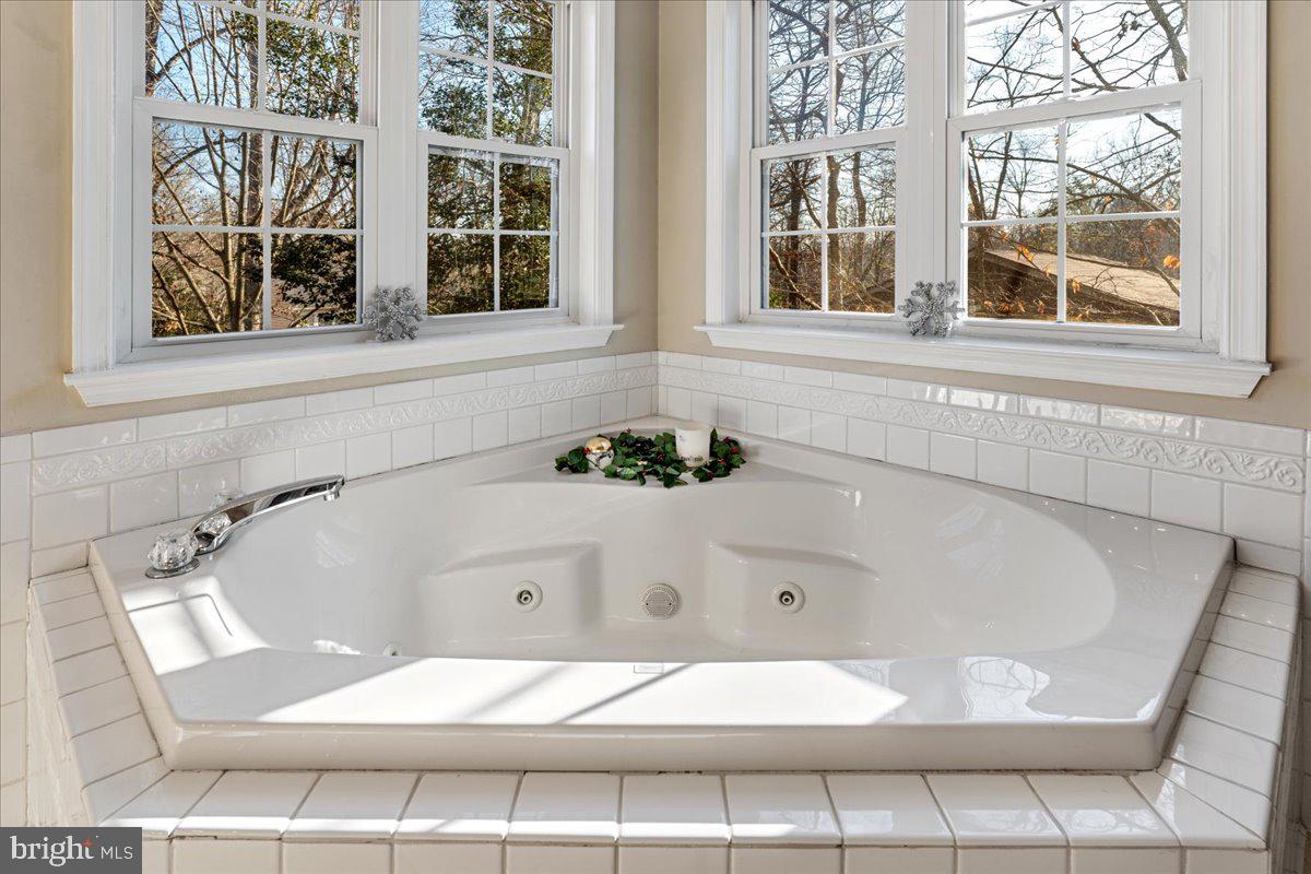 356 Red Cloud Road Lusby, MD 20657 - Photo 18 of 35