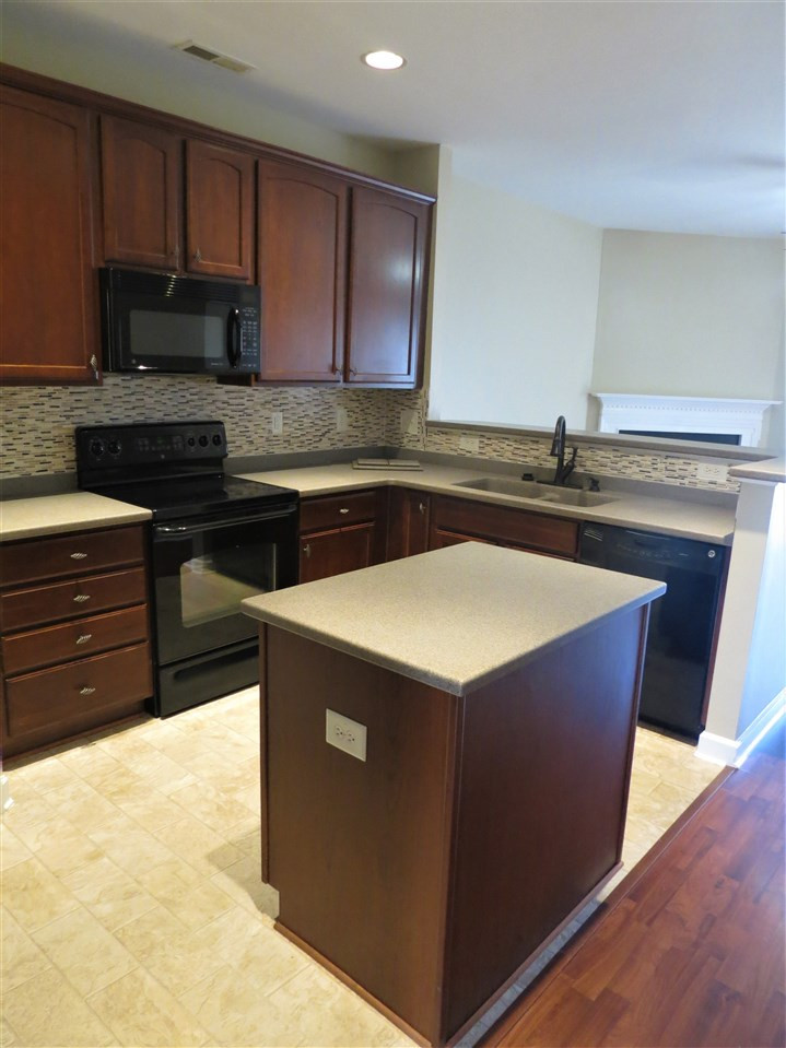 8004 Beech Tree Ridge Trail Raleigh, NC 27612 - Photo 6 of 30 Kitchen