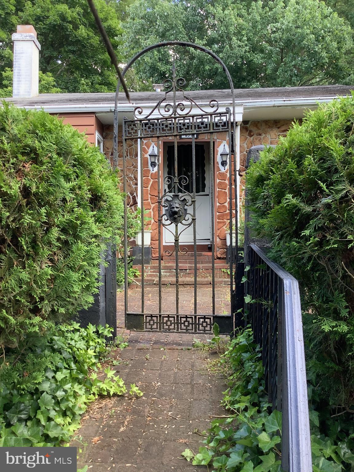 230 Clamer Road Trenton, NJ 08628 - Photo 1 of 7 Gallery Image 1