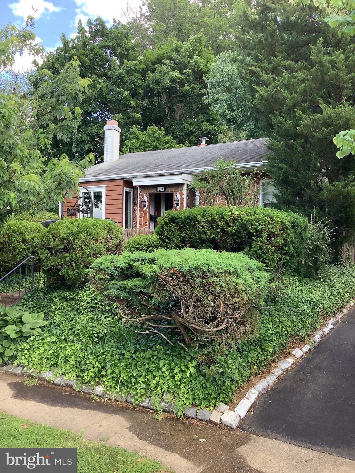 230 Clamer Road Trenton, NJ 08628 - Photo 2 of 7 Gallery Image 2