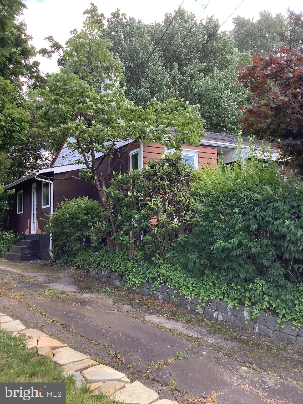 230 Clamer Road Trenton, NJ 08628 - Photo 3 of 7 Gallery Image 3
