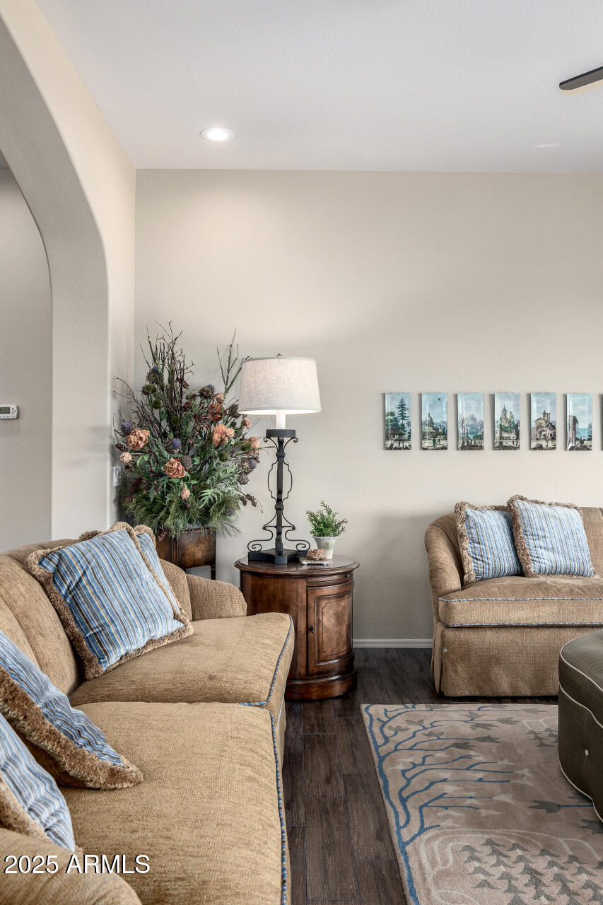 1822 North Waverly Mesa, AZ 85207 - Photo 21 of 91 a living room with furniture and a couch
