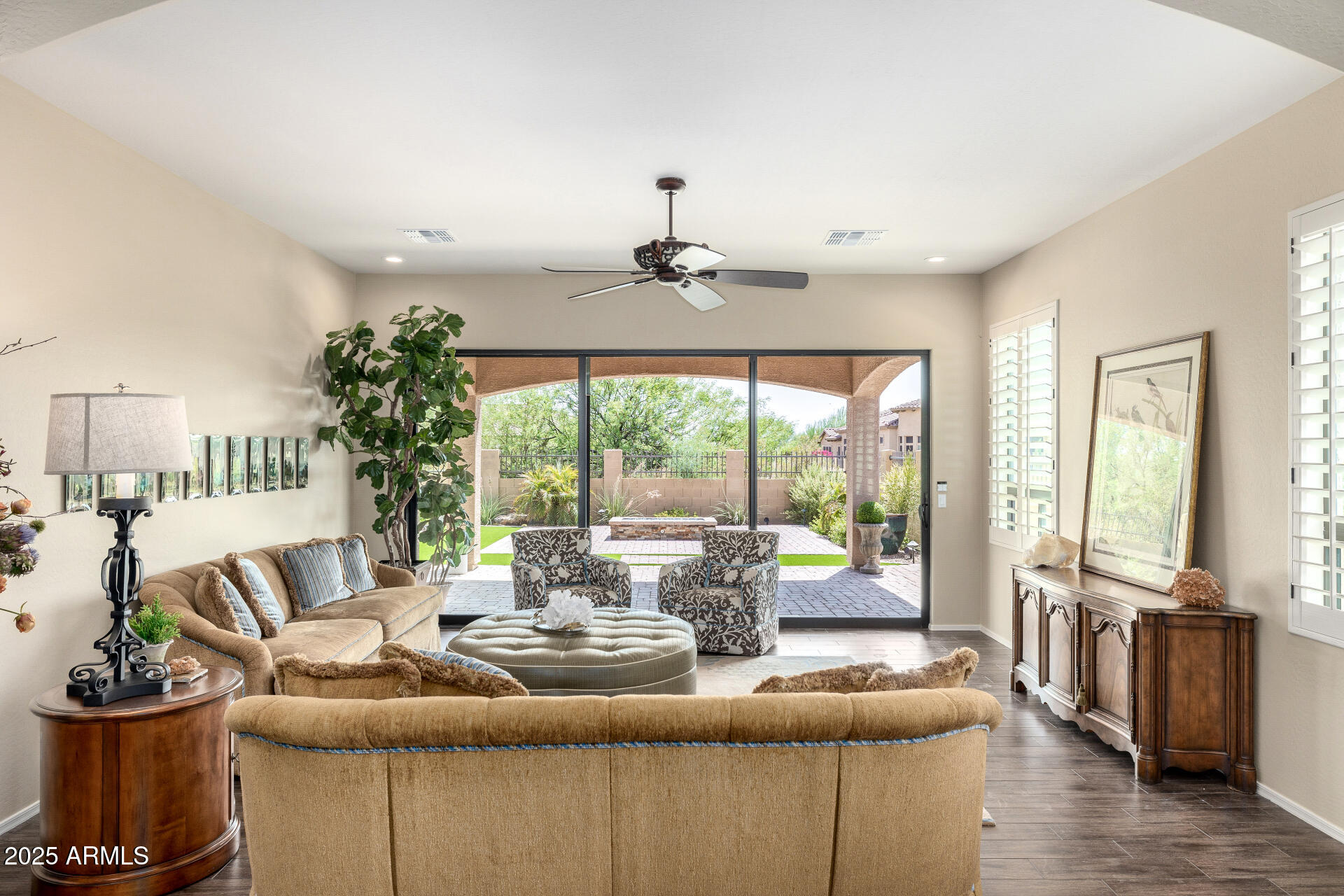 1822 North Waverly Mesa, AZ 85207 - Photo 25 of 91 Family room