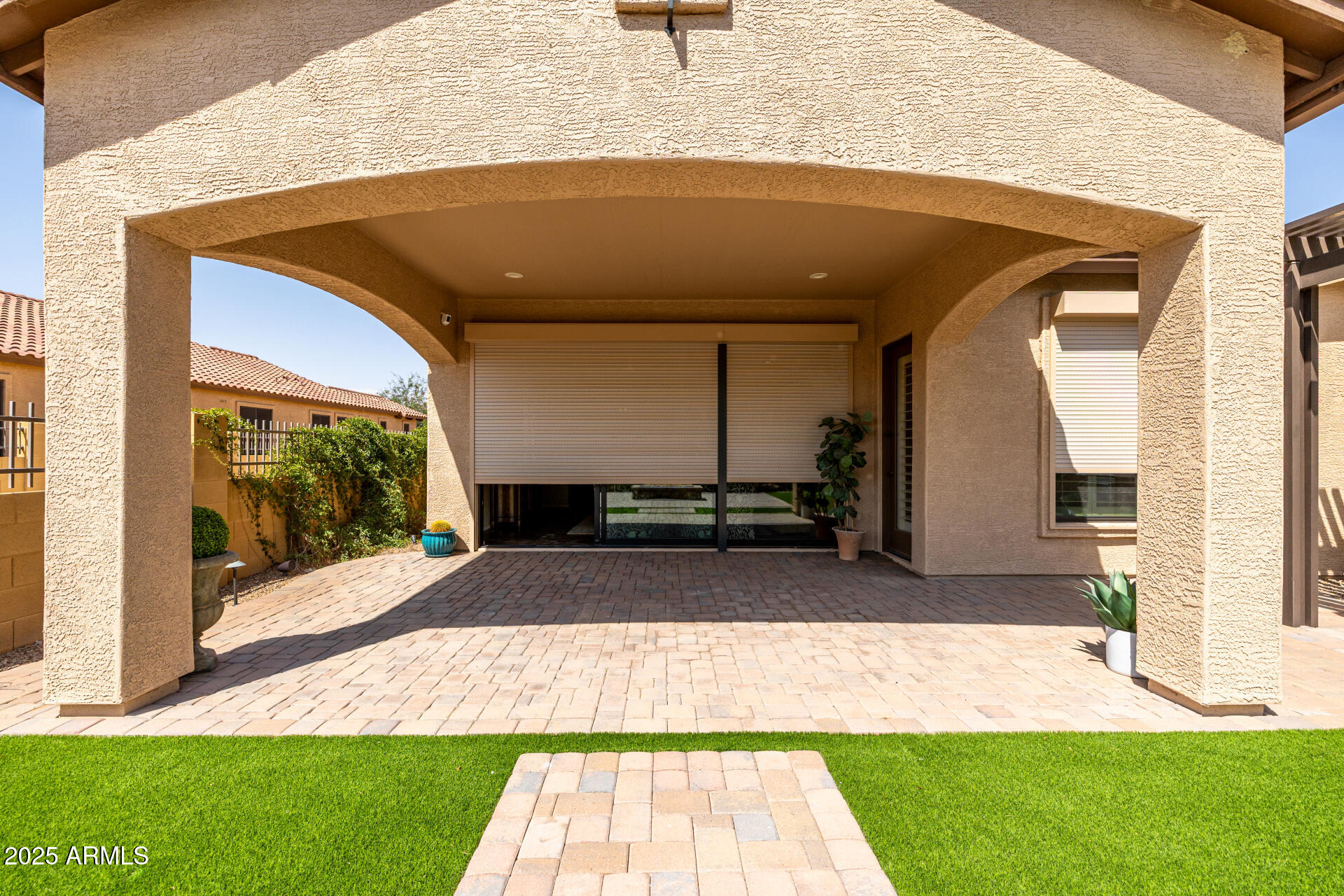 1822 North Waverly Mesa, AZ 85207 - Photo 63 of 91 a view of backyard of the house