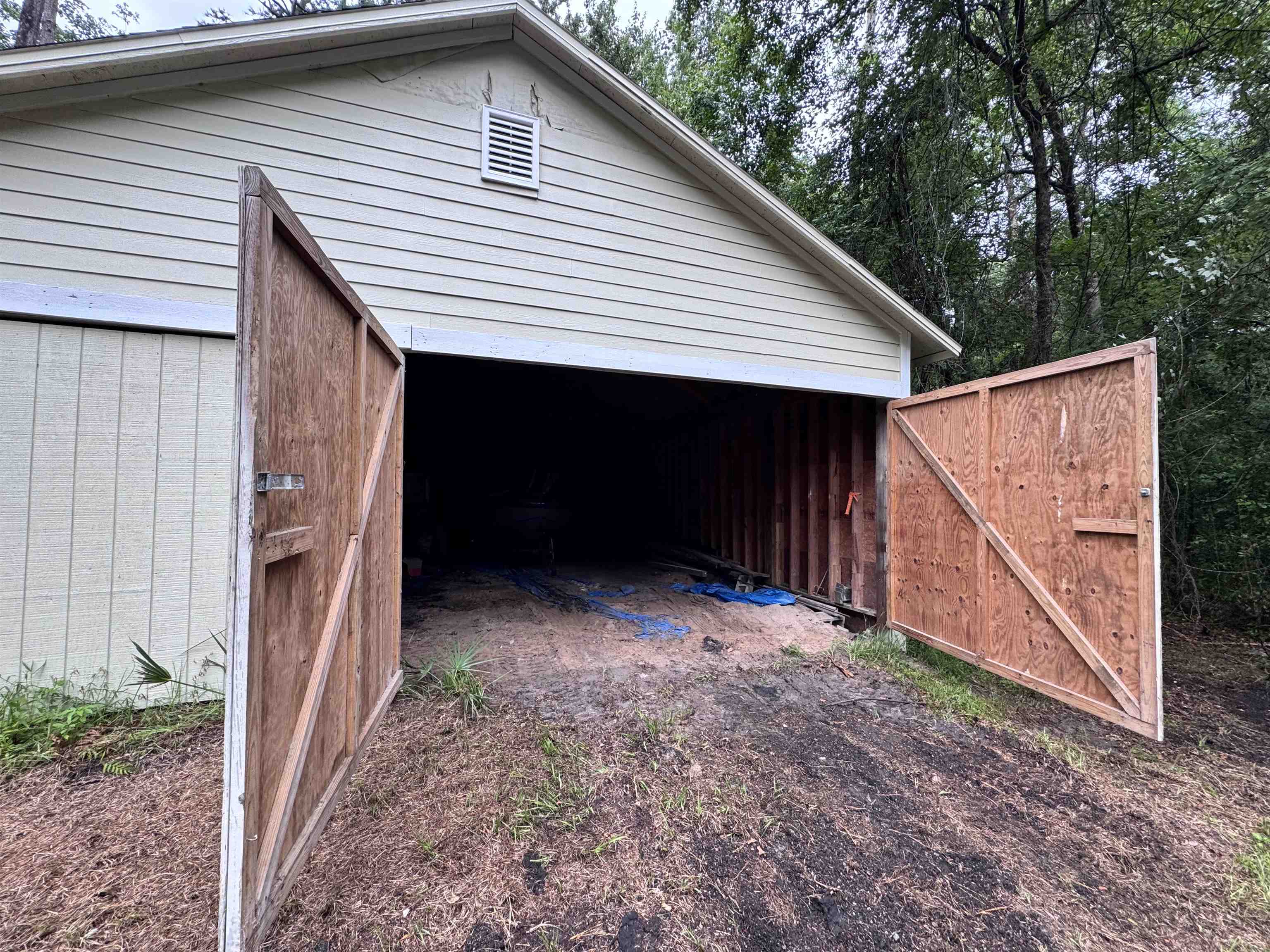 0 Harvest Way Middleburg, FL 32068 - Photo 6 of 25 a backyard of a house