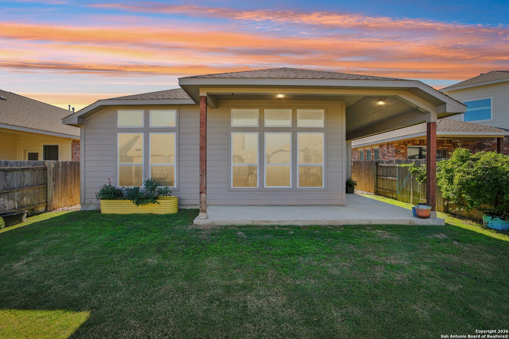 732 Bonnet Boulevard Georgetown, TX 78628 - Photo 2 of 55 a view of a house with a garden