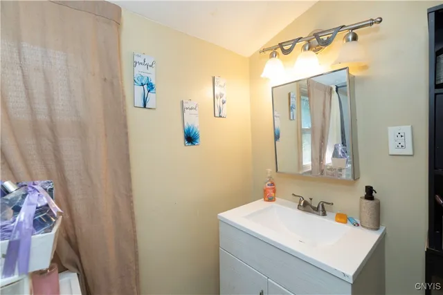 $189,000 | 1024 Danforth Street, Syracuse, NY 13208