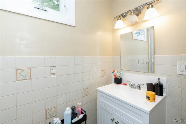 $189,000 | 1024 Danforth Street, Syracuse, NY 13208