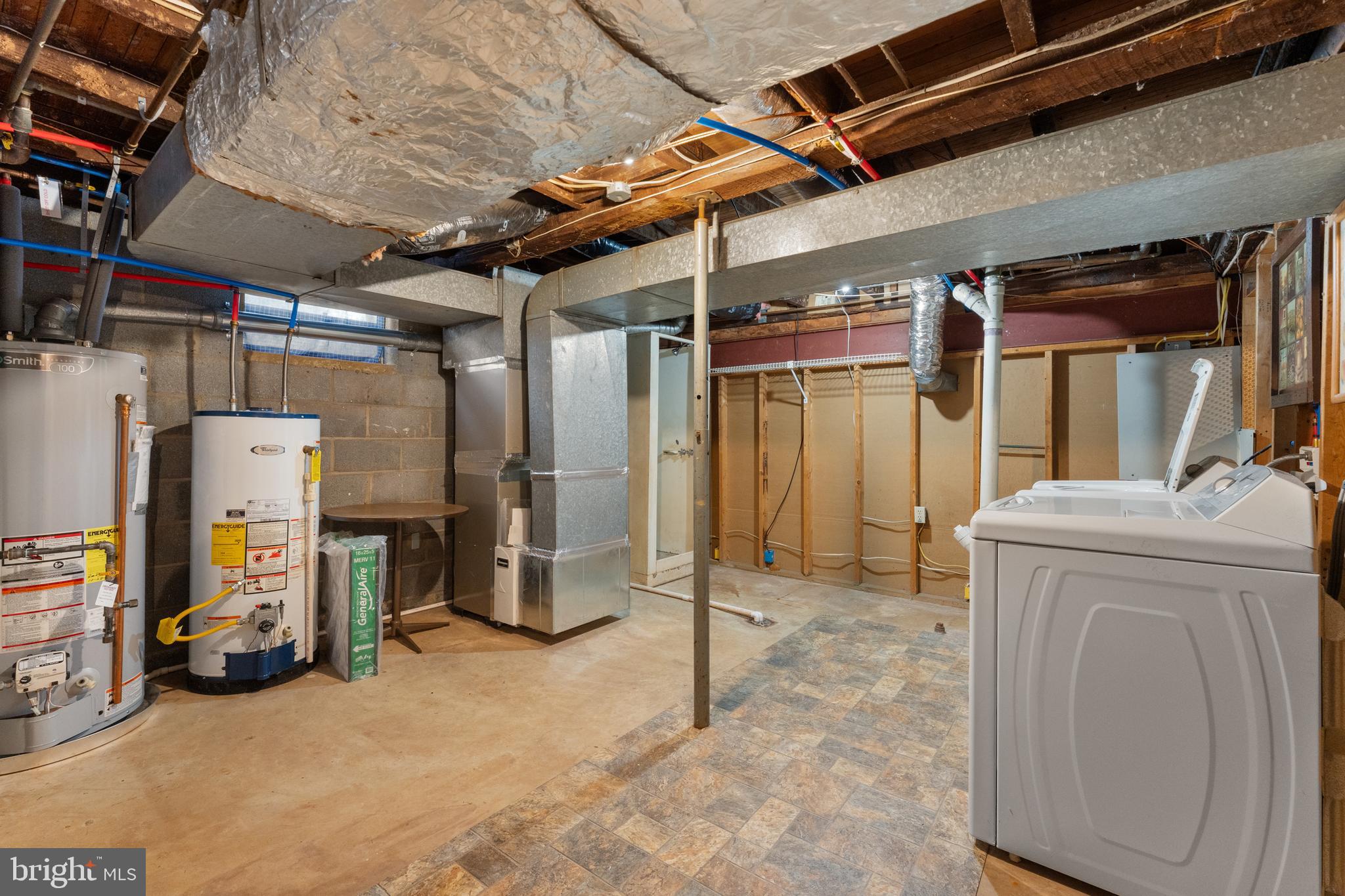 210 Elizabeth Street Culpeper, VA 22701 - Photo 34 of 48 a view of a storage room