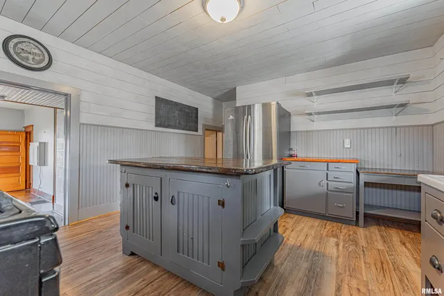 $71,000 | 209 North Minier Avenue, Minier, IL 61759