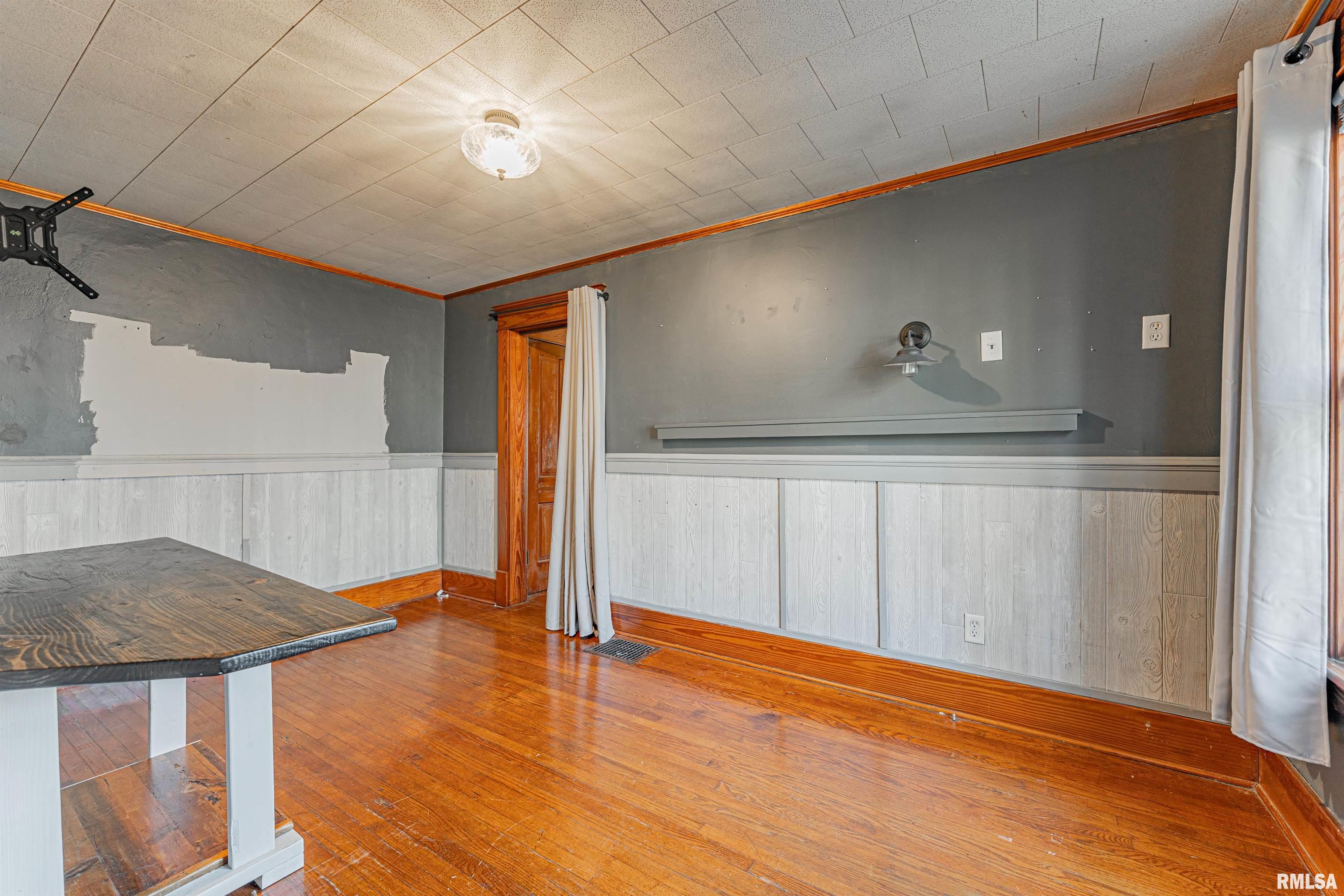 209 North Minier Avenue Minier, IL 61759 - Photo 14 of 24