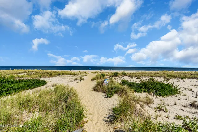 $2,000 | 1492 Ocean Avenue, Unit B4, Sea Bright, NJ 07760