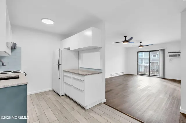 $2,000 | 1492 Ocean Avenue, Unit B4, Sea Bright, NJ 07760