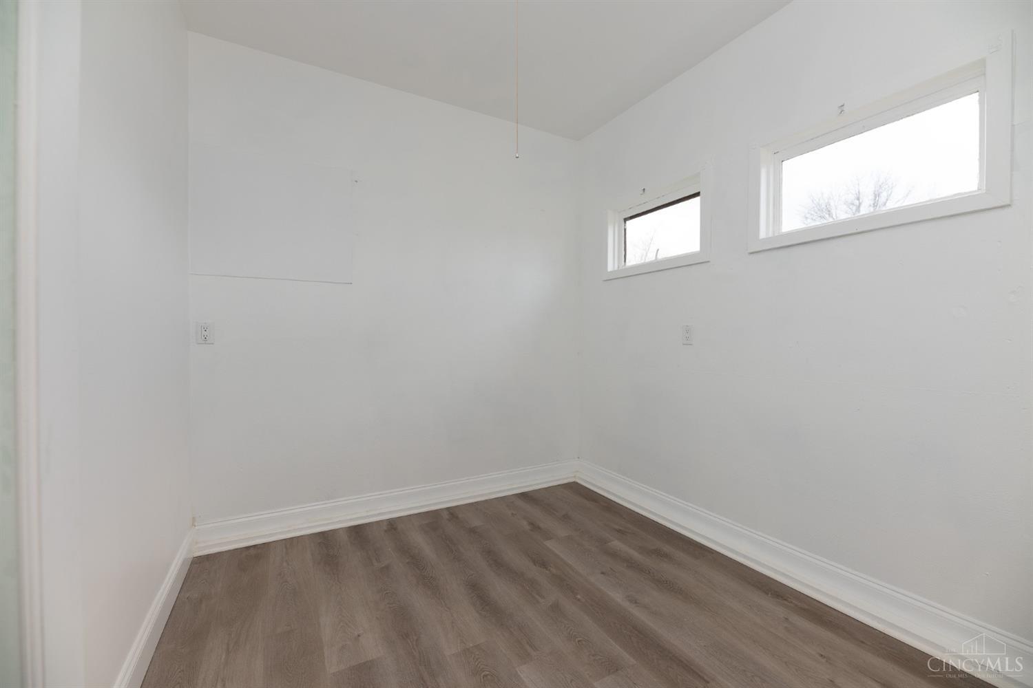 6113 Liberty Fairfield Road Hamilton, OH 45011 - Photo 21 of 29 Gallery Image 21