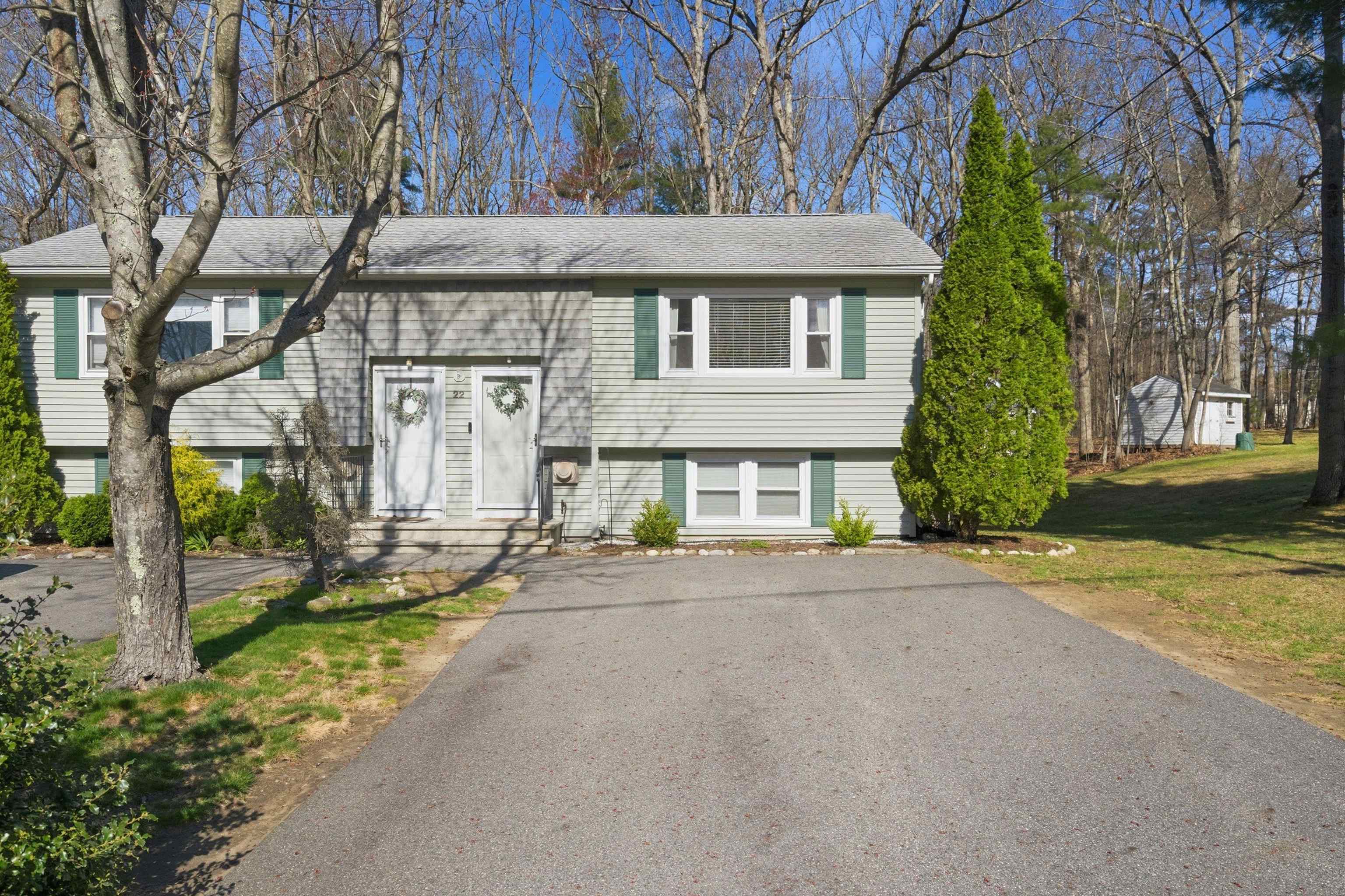 22 Derryfield Road, Unit R Derry, NH 03038 - Photo 2 of 47