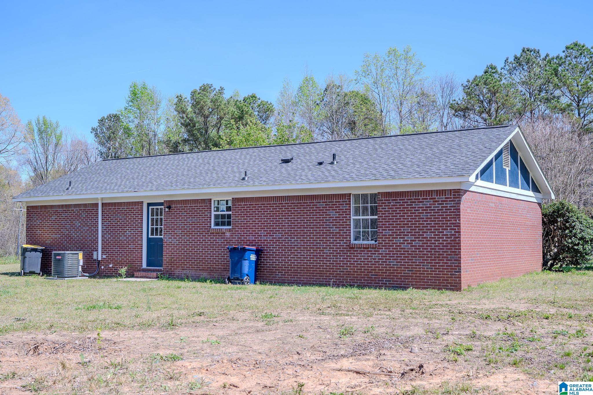1558 Bluff City Road Somerville, AL 35670 - Photo 5 of 22