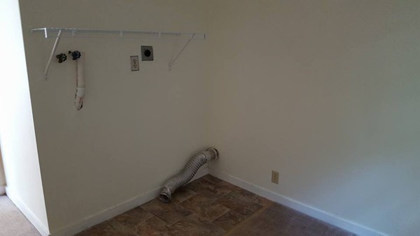 39 Ridge Way Sturbridge, MA 01566 - Photo 17 of 23 a view of a small space