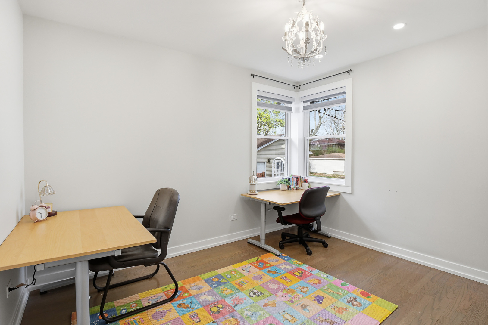318 Hibbard Road Wilmette, IL 60091 - Photo 17 of 40