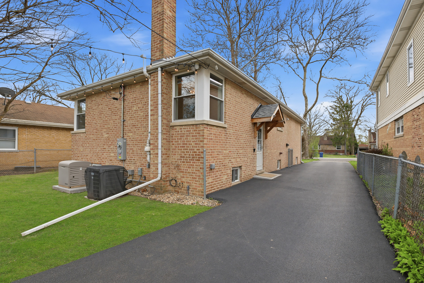 318 Hibbard Road Wilmette, IL 60091 - Photo 31 of 40