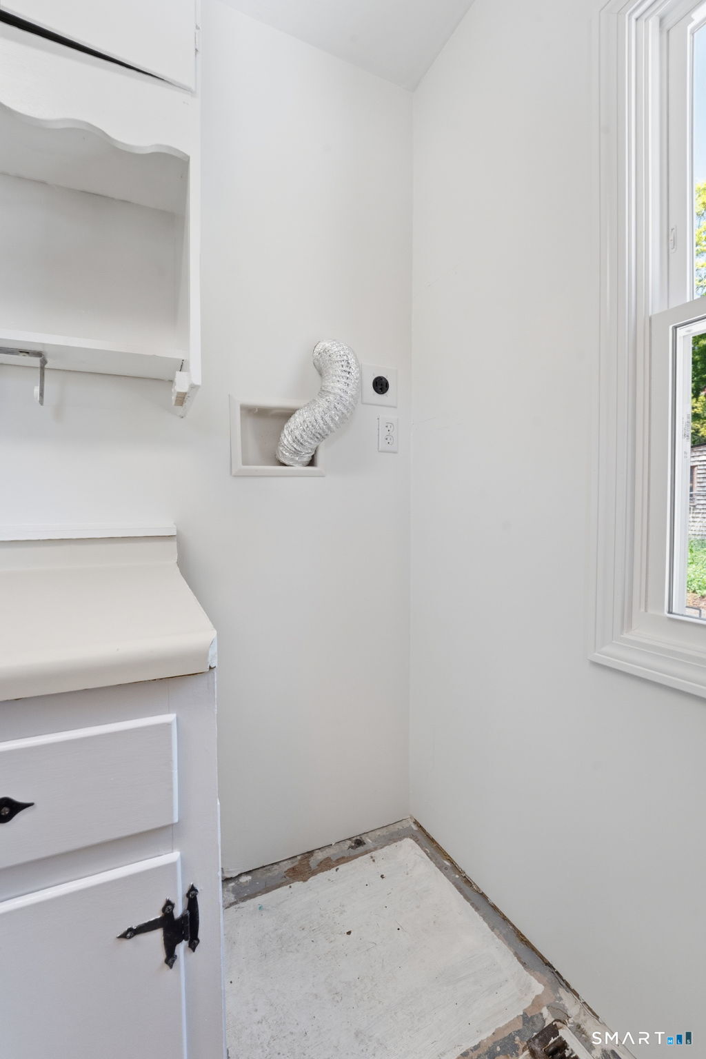 276 Shore Road Old Lyme, CT 06371 - Photo 16 of 38