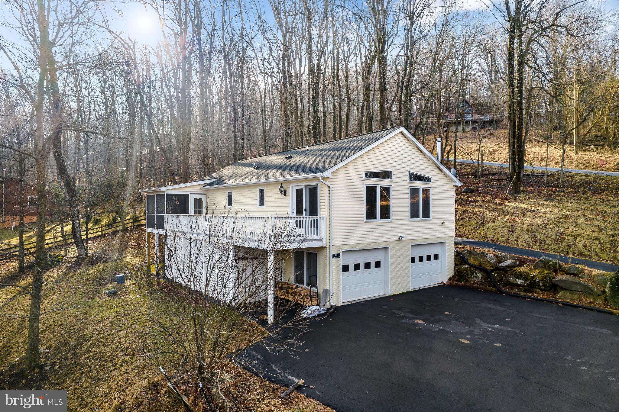 713 Club House Road Front Royal, VA 22630 - Photo 1 of 36 Gallery Image 1