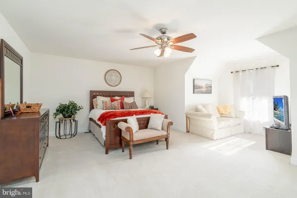 $544,900 | 4 Grand National Lane, Newark, DE 19702