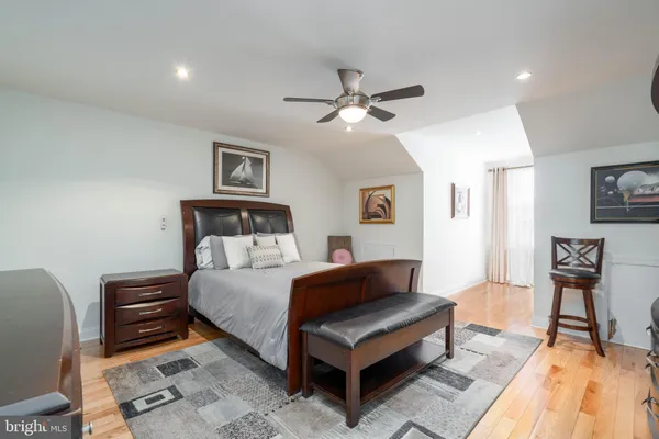 $544,900 | 4 Grand National Lane, Newark, DE 19702