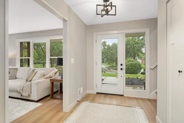 $649,000 | 2040 Vagabond Lane North, Plymouth, MN 55447