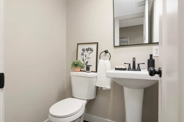 $649,000 | 2040 Vagabond Lane North, Plymouth, MN 55447