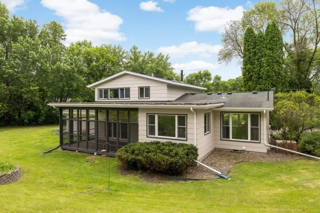 $649,000 | 2040 Vagabond Lane North, Plymouth, MN 55447