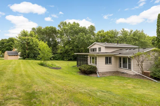 $649,000 | 2040 Vagabond Lane North, Plymouth, MN 55447