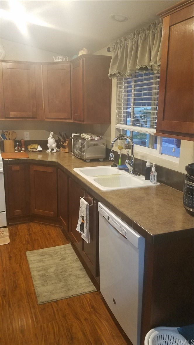 15181 Van Buren Riverside Ca, Unit 67 Riverside, CA 92504 - Photo 4 of 30