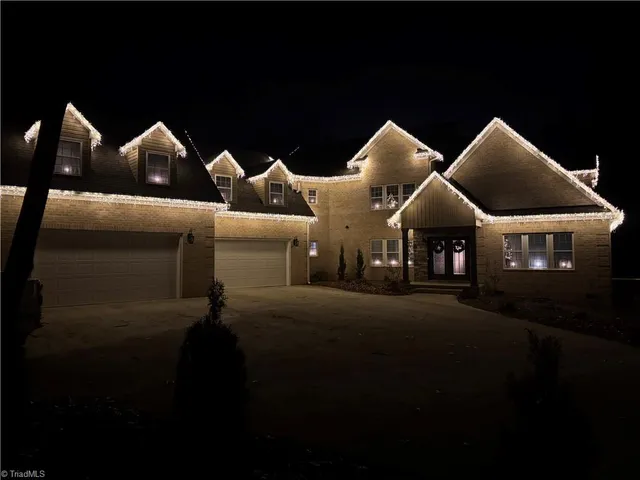 $1,099,000 | 128 Provence Court, King, NC 27021