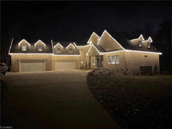 $1,099,000 | 128 Provence Court, King, NC 27021