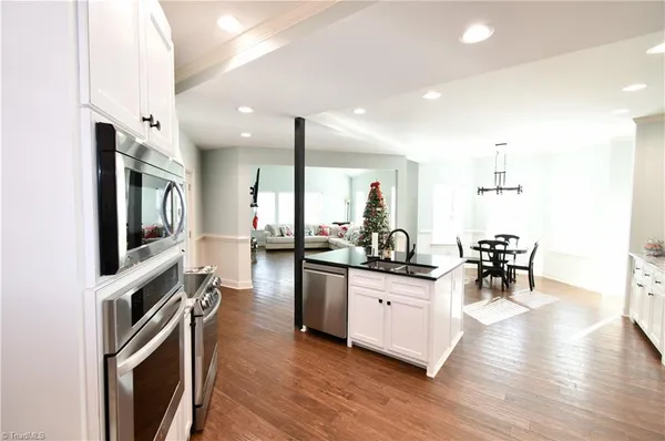 $1,099,000 | 128 Provence Court, King, NC 27021