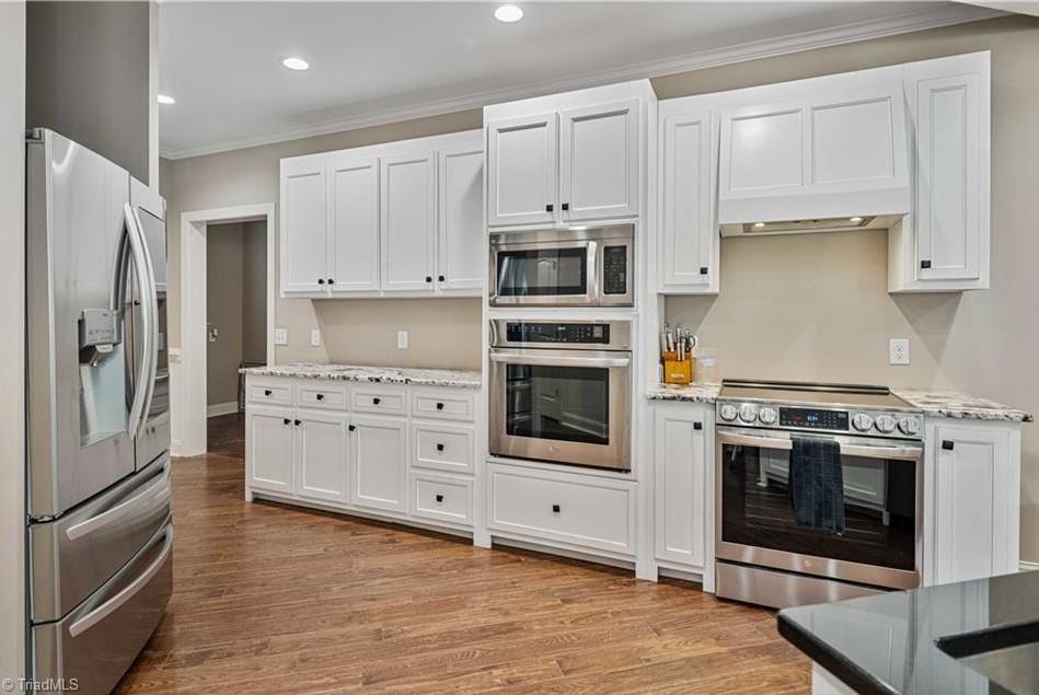 128 Provence Court King, NC 27021 - Photo 26 of 42
