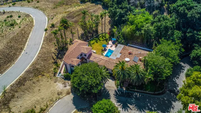 $5,950,000 | 9696 Antelope Road, Beverly Hills, CA 90210