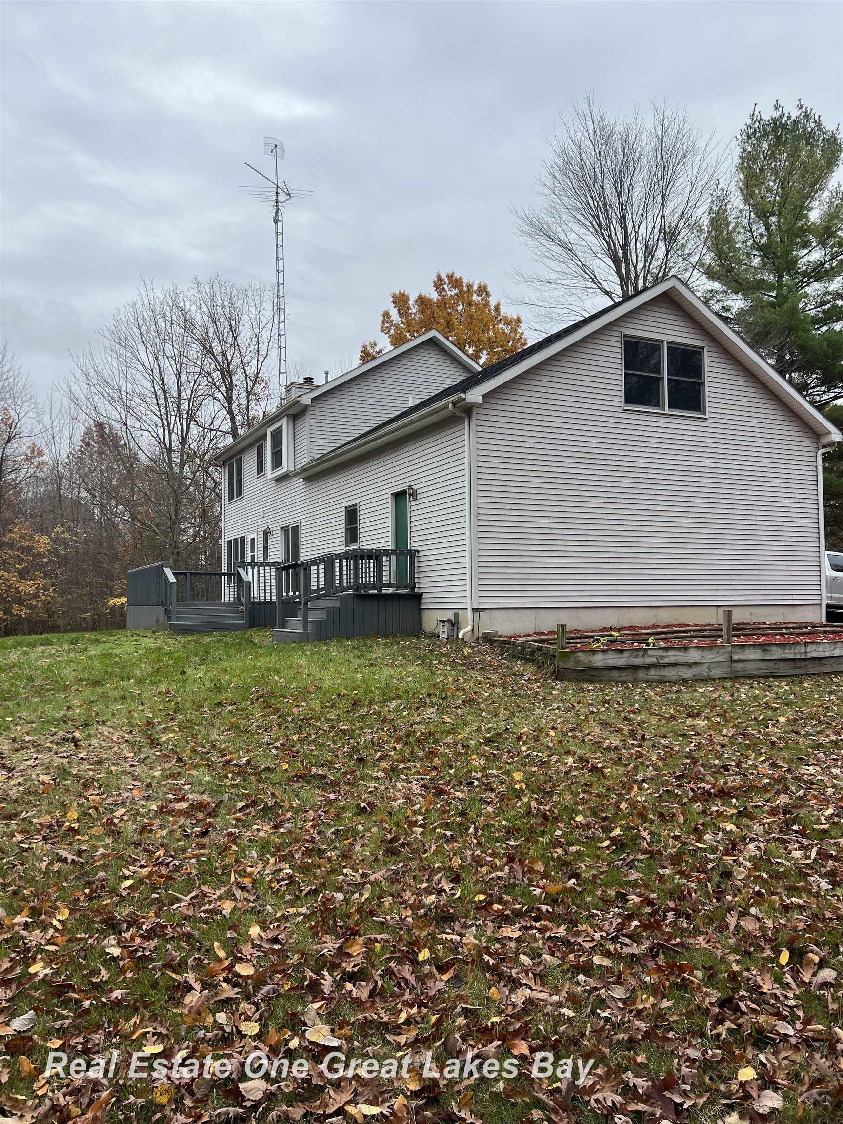 22150 Ederer Road Merrill, MI 48637 - Photo 7 of 21