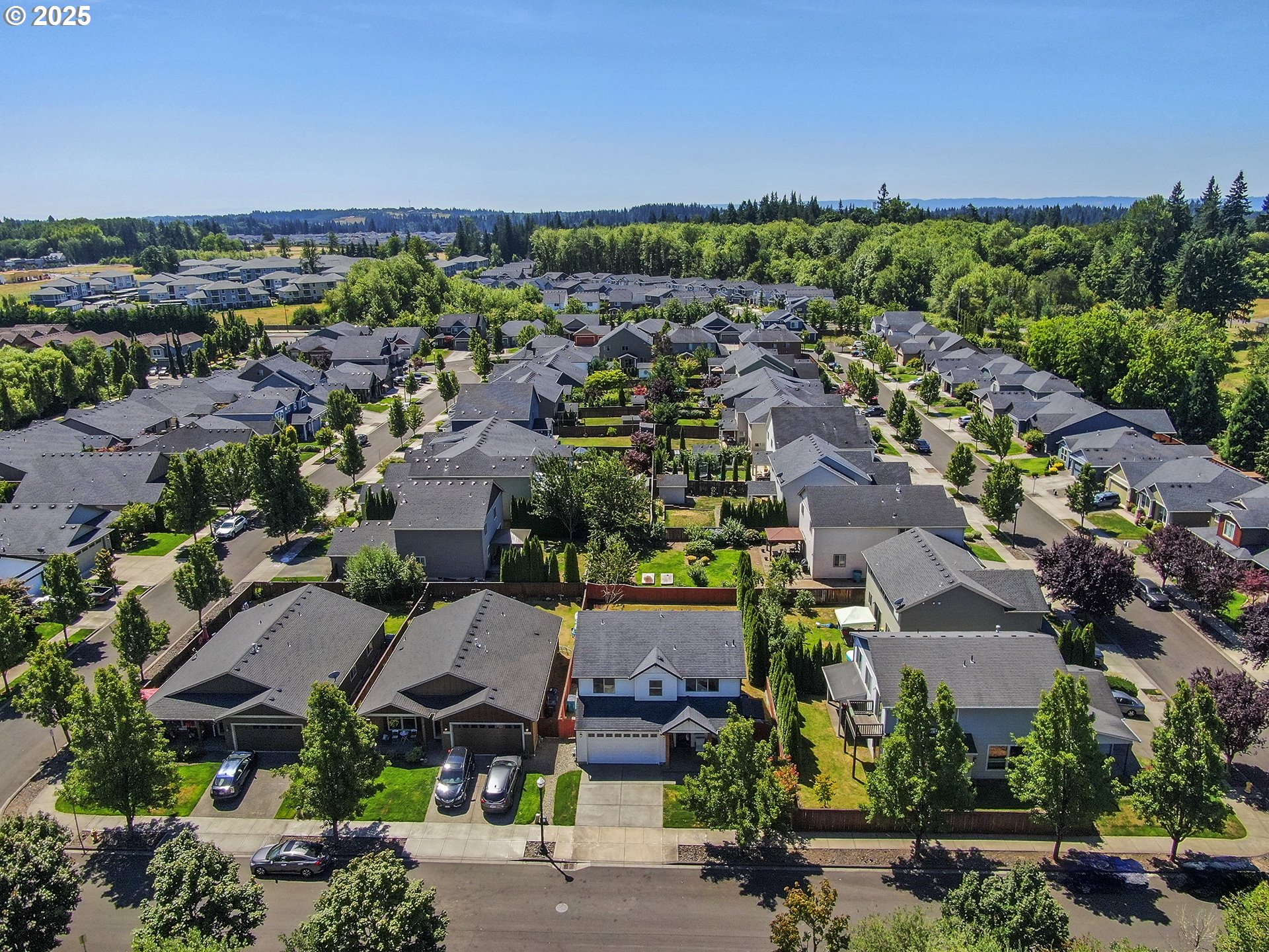 3805 North 3rd Circle Ridgefield, WA 98642 - Photo 26 of 30 an aerial view of a city