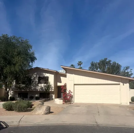 $2,800 | 1840 South Las Palmas Circle, Mesa, AZ 85202