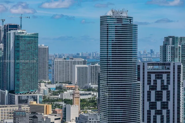 $10,750 | 55 Southwest 9th Street, Unit PH4603, Miami, FL 33130