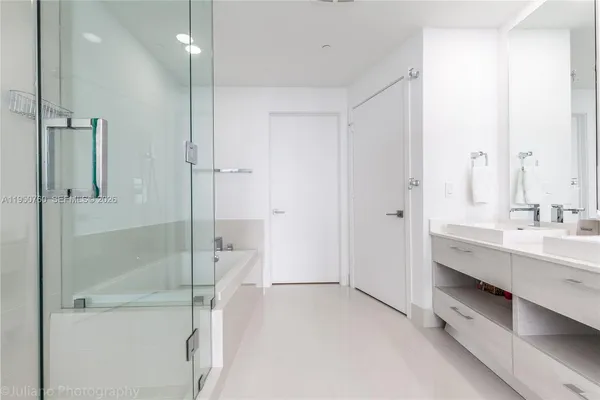 $10,750 | 55 Southwest 9th Street, Unit PH4603, Miami, FL 33130