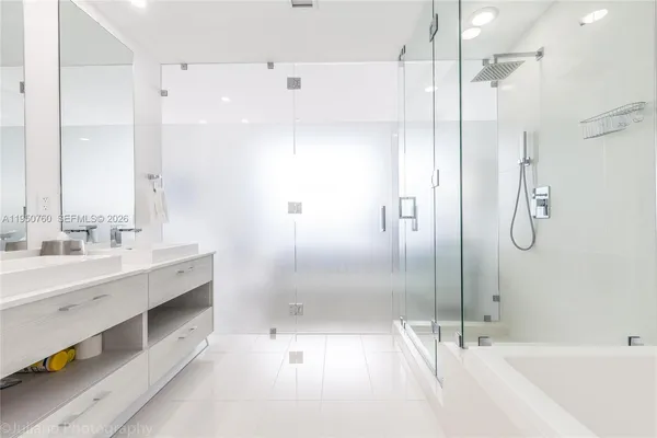 $10,750 | 55 Southwest 9th Street, Unit PH4603, Miami, FL 33130