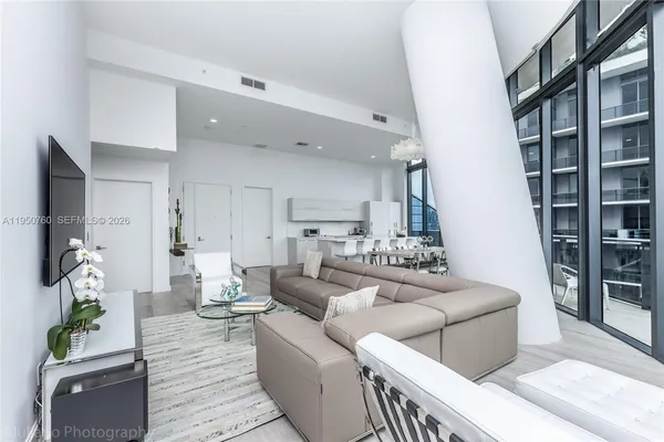 $10,750 | 55 Southwest 9th Street, Unit PH4603, Miami, FL 33130